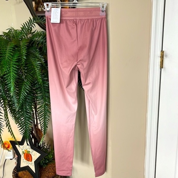 Brand New Victoria's Secret Pink Ombre Scoop Sports Bra & Ultimate Leggings Set - Picture 11 of 16